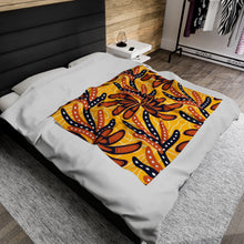 Load image into Gallery viewer, Ankara Flower Velveteen Plush Blanket 50x60
