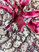 Load image into Gallery viewer, HK  Bubblegum Pink Adjustable Cotton Satin Lined Bonnet
