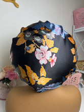 Load image into Gallery viewer, Black Flowers Ruffle Satin Bonnet
